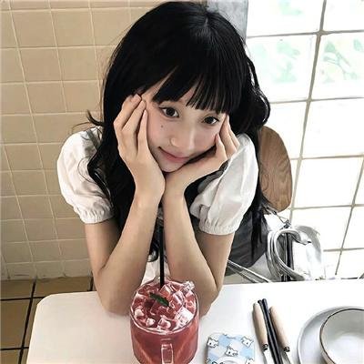 女性集中营